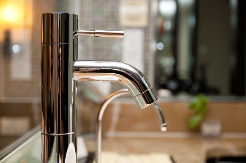 Sink Leaking Tooting